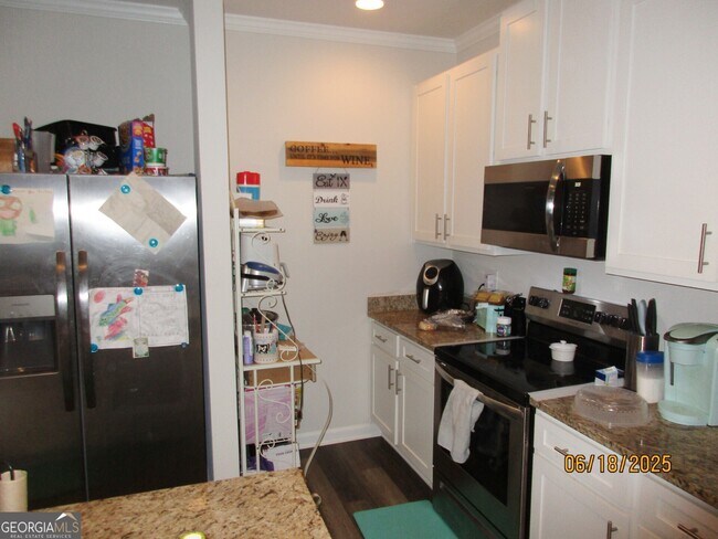 8729 Lakeview Cmns in Jonesboro, GA - Building Photo - Building Photo