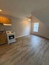 3 Sunderland St in Boston, MA - Building Photo - Building Photo