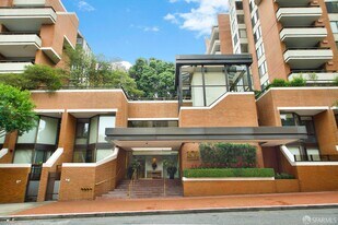 101 Lombard St in San Francisco, CA - Building Photo