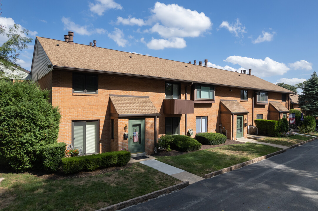 Harverford Village in Ardmore, PA - Building Photo