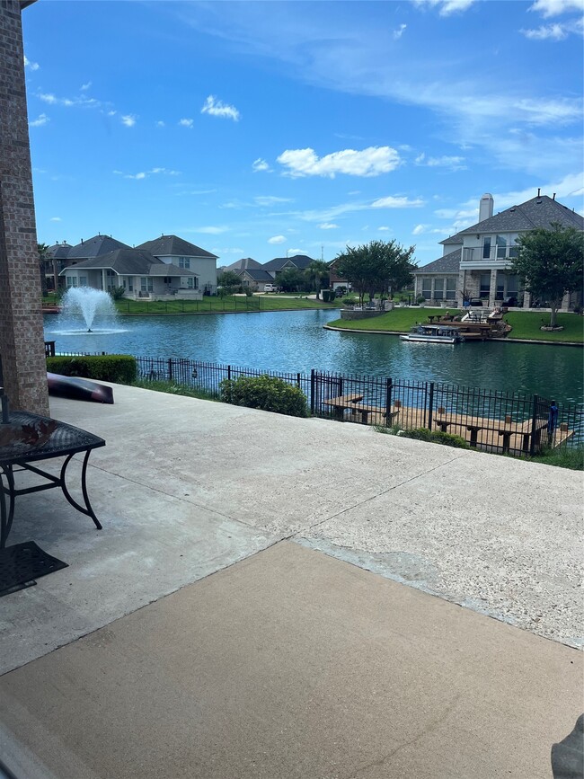 property at 17926 Harbour Bridge Point Dr