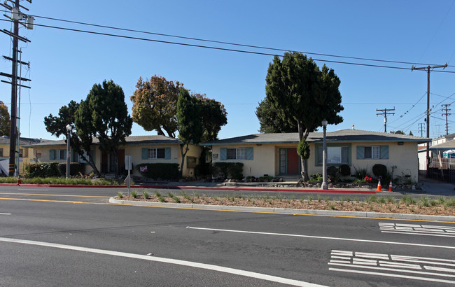 1914 Cloverfield Blvd in Santa Monica, CA - Foto de edificio - Building Photo