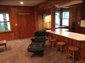 53570 Tollgate Rd in Idyllwild, CA - Building Photo - Building Photo