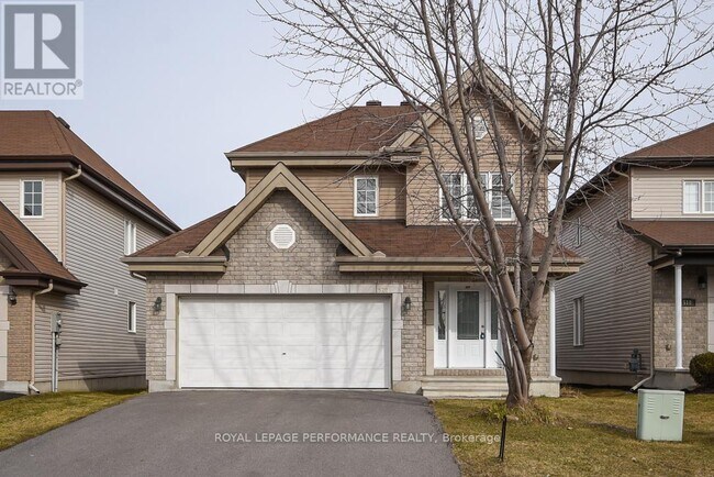 522 Ruby St in Clarence-Rockland, ON - Building Photo - Building Photo