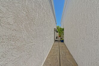 1534 Steinhart Ave in Redondo Beach, CA - Building Photo - Building Photo