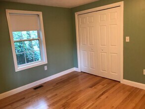 2 Hill Ct in Stoneham, MA - Building Photo - Building Photo