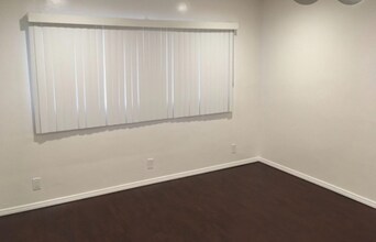 5711 Carlton Way in Los Angeles, CA - Building Photo - Building Photo