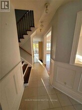 34 Castlehill Rd in Brampton, ON - Building Photo - Building Photo