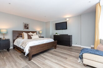 346 1st St, Unit 35A in San Francisco, CA - Building Photo - Building Photo