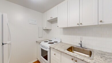 285 Loretta – The Dowsview in Ottawa, ON - Building Photo - Building Photo