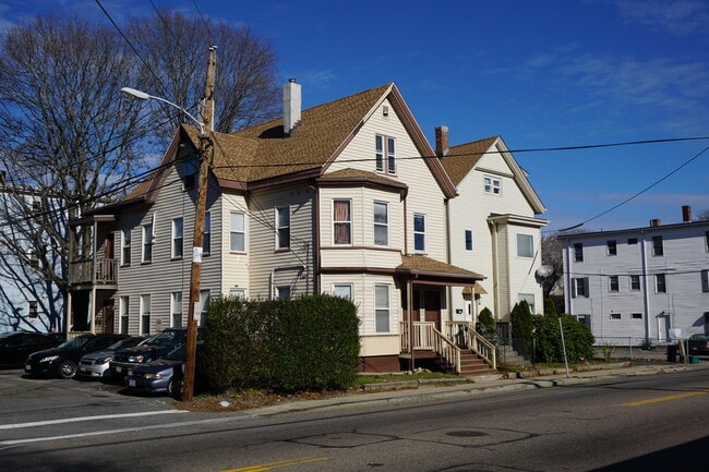 237 Belmont St, Unit 3