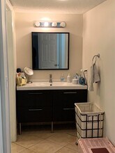 9811 Westview Dr, Unit 914 in Coral Springs, FL - Foto de edificio - Building Photo