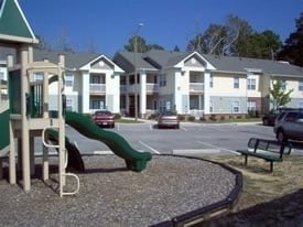 Blue Point Bay in Newport, NC - Building Photo