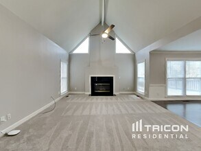 2 Bransford Ct in Greensboro, NC - Foto de edificio - Building Photo