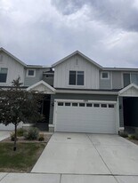 1102 Dogwatch Dr in Saratoga Springs, UT - Building Photo