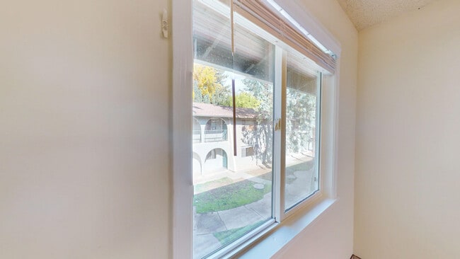 18193 Happy Ln in Sonoma, CA - Building Photo - Building Photo