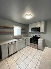 2409 Applegate Ave in Klamath Falls, OR - Building Photo - Building Photo