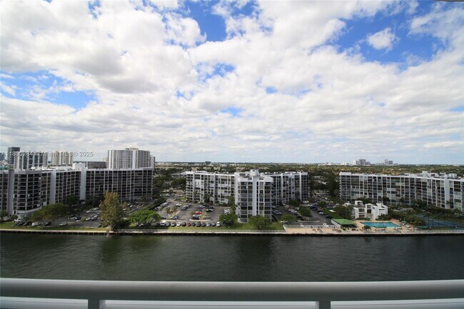property at 3000 S Ocean Dr
