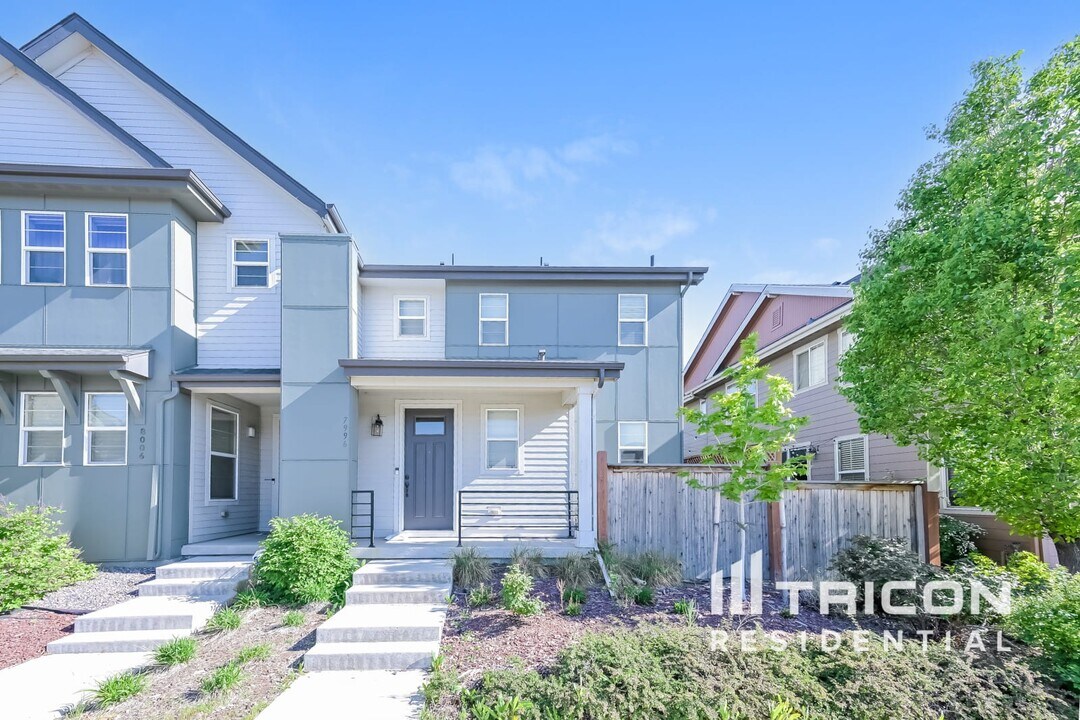 7996 E 53rd Dr in Denver, CO - Building Photo