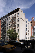 515 West 48th Street in New York, NY - Building Photo - Building Photo