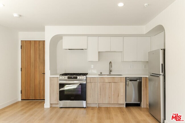 2845 1/2 Marsh St in Los Angeles, CA - Building Photo - Building Photo