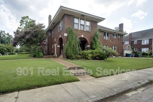 property at 257 Hawthorne St