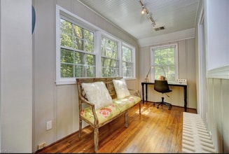 1404 Mallory Ct in Norfolk, VA - Building Photo - Building Photo