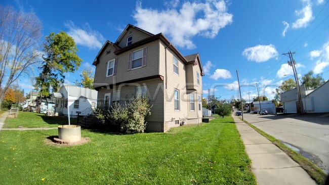 property at 800 12th St NE