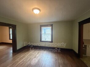 915 Jackson St NW in Grand Rapids, MI - Building Photo - Building Photo