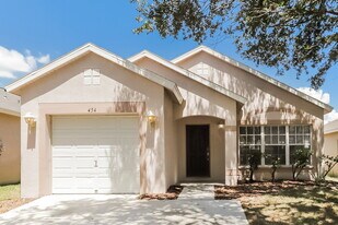 454 Summer Sails Dr in Valrico, FL - Building Photo
