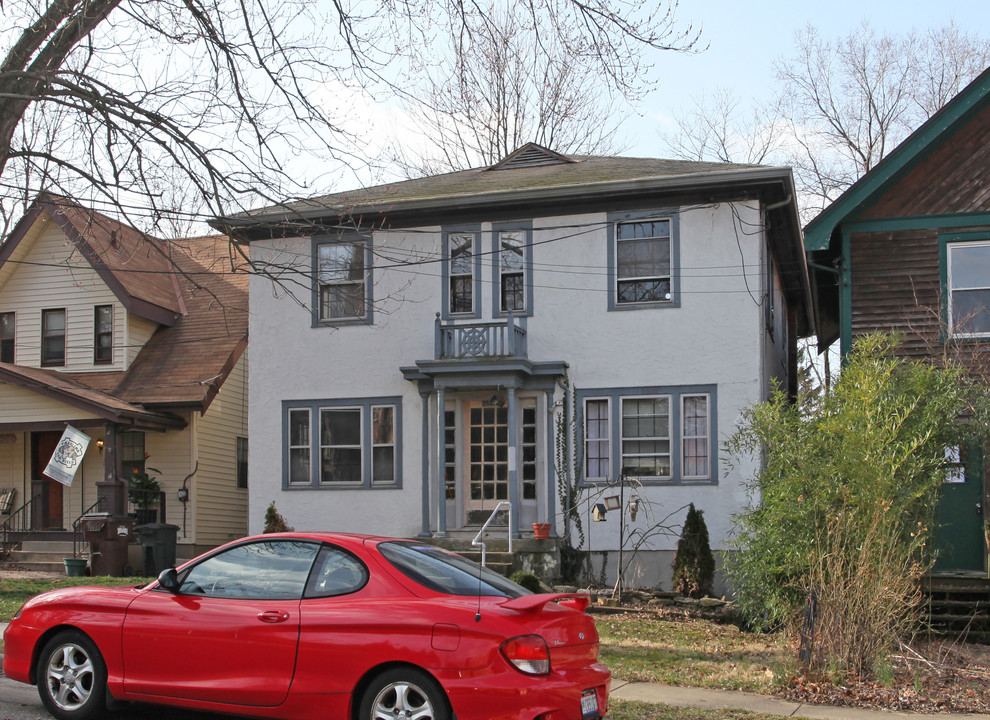 2327 O'Brien Pl in Cincinnati, OH - Building Photo