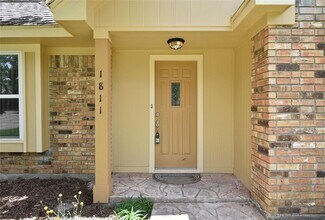 1811 Laurel Oaks Dr in Richmond, TX - Building Photo - Building Photo