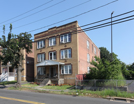 613-615 W Main St Apartments