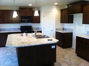 710 7th Ave NE in Ephrata, WA - Building Photo - Building Photo