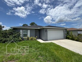 3603 21st St SW in Lehigh Acres, FL - Building Photo