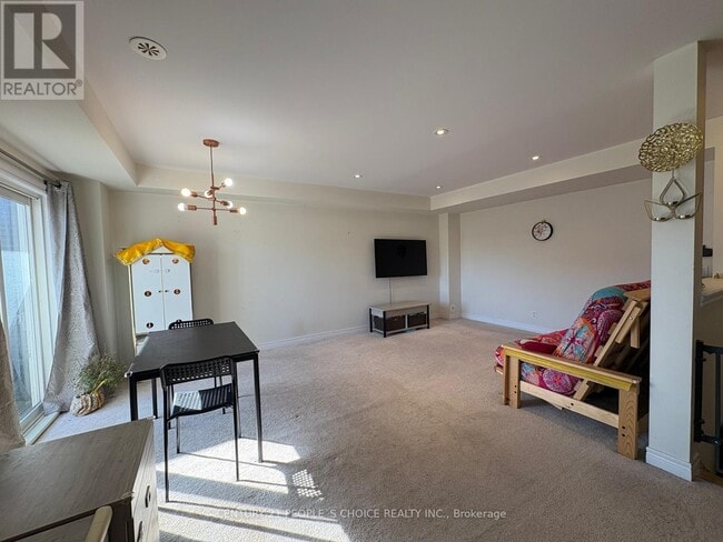 80 Nearco Cresent in Oshawa, ON - Building Photo - Building Photo