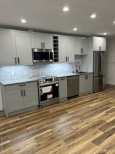 55 Chardonnay Dr in Coram, NY - Building Photo - Building Photo