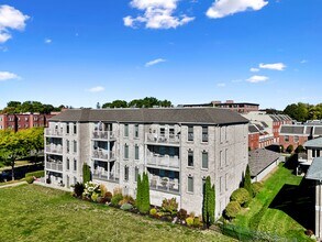 107 Marisa Ln in Cobourg, ON - Building Photo - Building Photo