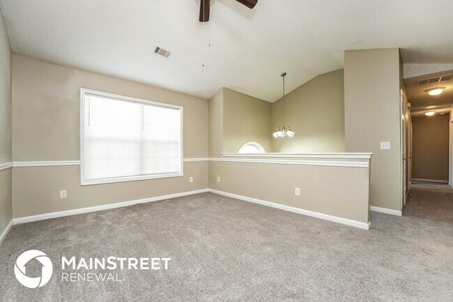 8139 Green Garden Dr in Riverdale, GA - Building Photo - Building Photo