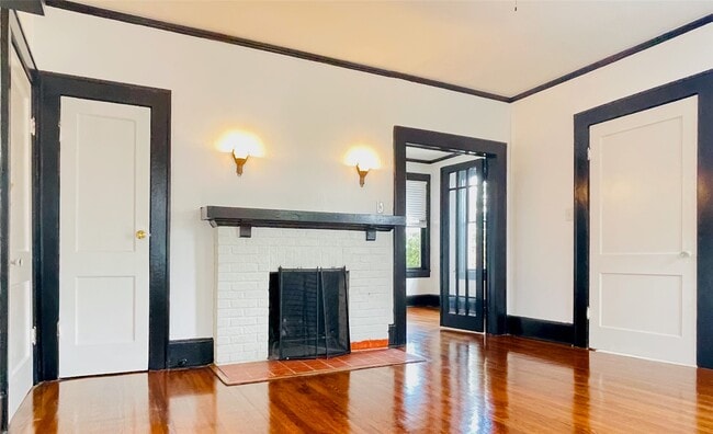 property at 614 Peden St