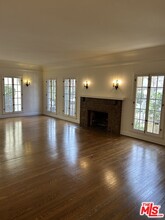 326 N Orange Dr in Los Angeles, CA - Building Photo - Building Photo