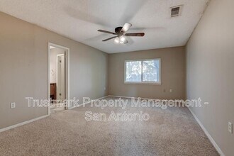 10346 Vigilante Trail in Converse, TX - Building Photo - Building Photo