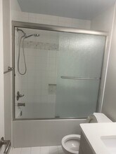 13119 Shadyside Ln, Unit Germantown Beauty in Germantown, MD - Building Photo - Building Photo