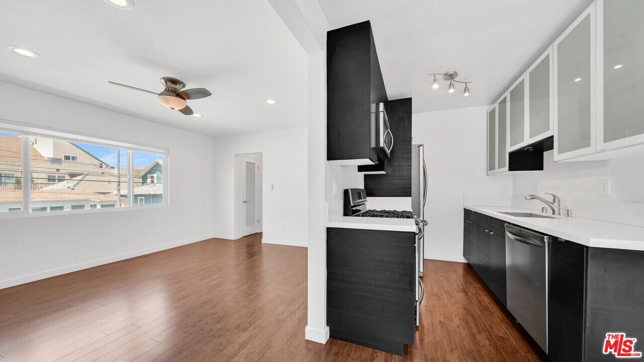 510 Pacific Ave in Los Angeles, CA - Building Photo