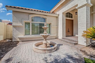 1612 E Glenhaven Dr in Phoenix, AZ - Building Photo - Building Photo