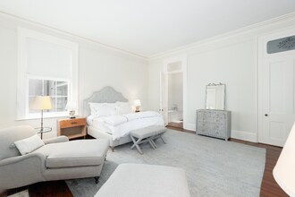 1 E Battery-Unit -A in Charleston, SC - Building Photo - Building Photo