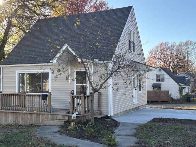 923 N 10th St in Leavenworth, KS - Building Photo - Building Photo