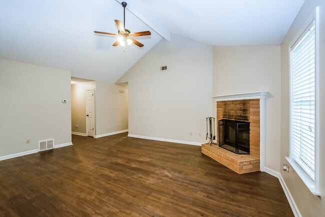 250 Cross Point Cove in Collierville, TN - Building Photo - Building Photo