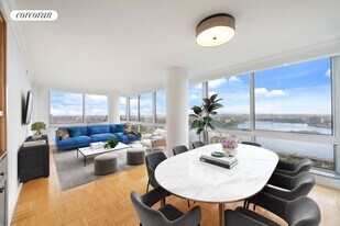 217 E 96th St in New York, NY - Building Photo