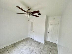 213 W Buchanon Ave in Orlando, FL - Building Photo - Building Photo